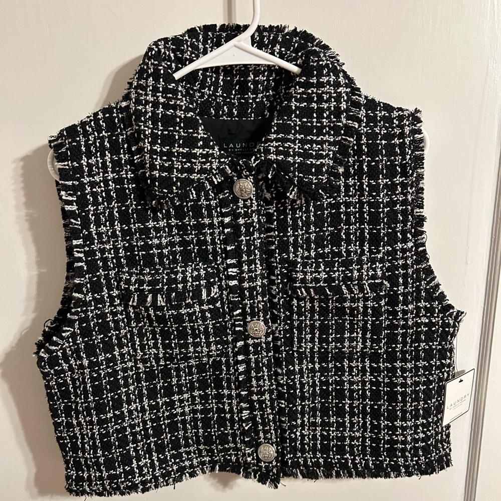 NWT Laundry vest by Shelli Segal size M